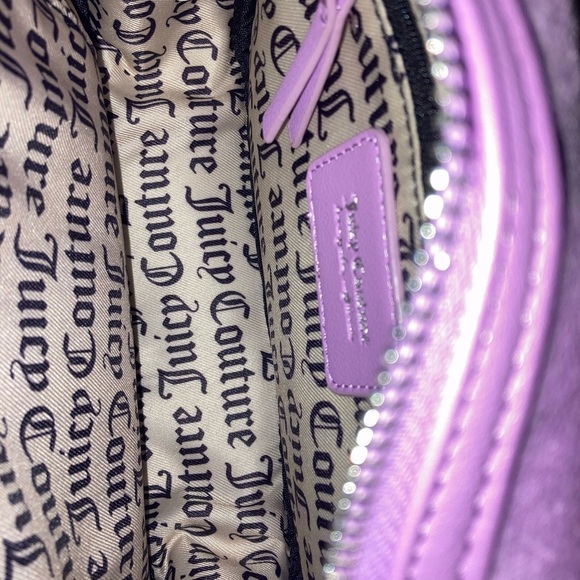 Juicy Couture Lavender Shoulder or Crossbody Bag with Butterflies NWT Think 🎁🎄 - Picture 3 of 6